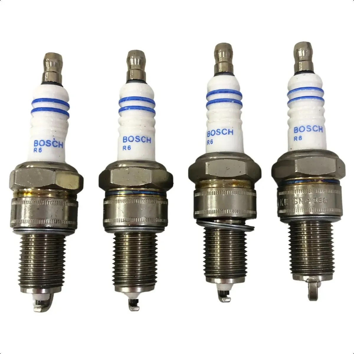 Kit 4 Vela de Ignição - Bosch - F 000 KE0 P43