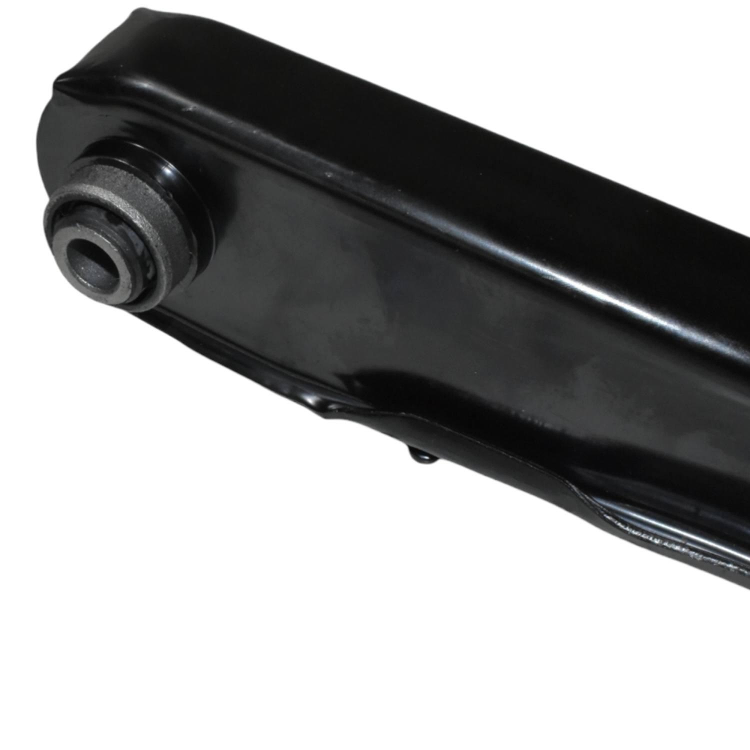 Bandeja Dianteira Inferior Lado Esquerdo com Bucha e Pivô para Mitsubishi Pajero Tr4 - MetalSystem - 08088EMS