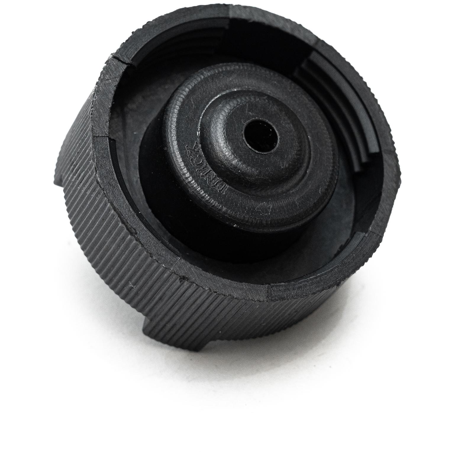 Tampa de Arrefecimento para Iveco Tector 240-E25 - Unick - 10529